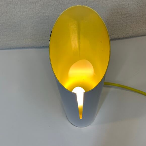 MCM Vintage Canister Lamp Yellow and White Metal Tube Mid Mod Retro Swanky - Picture 4 of 11